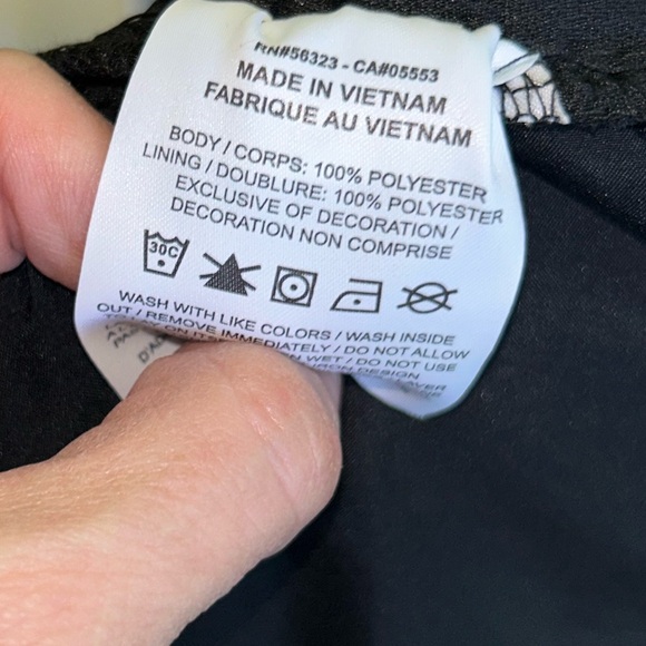 Nike Running Shorts- New With Tag- Black, Size Small - Picture 6 of 6